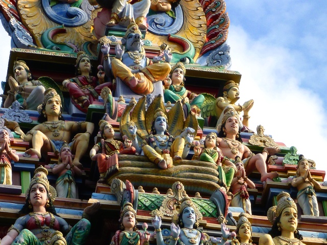 ヒンドゥー教寺院でインド神話の神様を探してみよう！ | シンガポールナビ