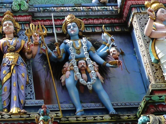 ヒンドゥー教寺院でインド神話の神様を探してみよう シンガポールナビ