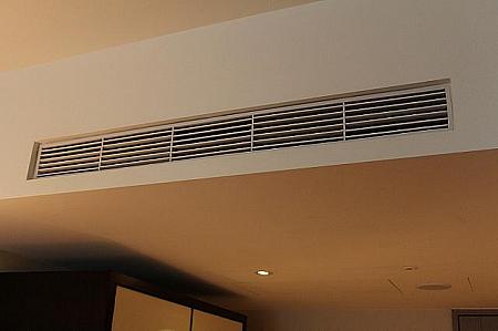 PUREルームにはフィルター付きエアコンと大きめの空気清浄機を完備