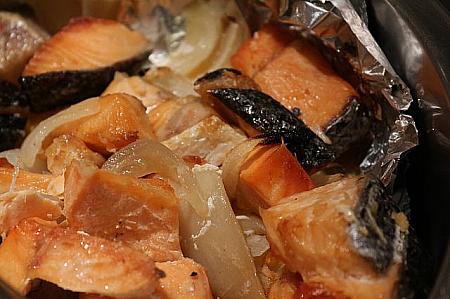 日替わりメニューの鮭の炒め物