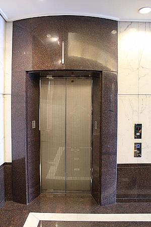 エレベーターもあります！