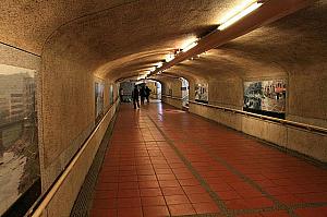 瑞芳駅の地下通路