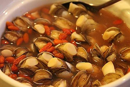 マテ貝と老酒のスープ