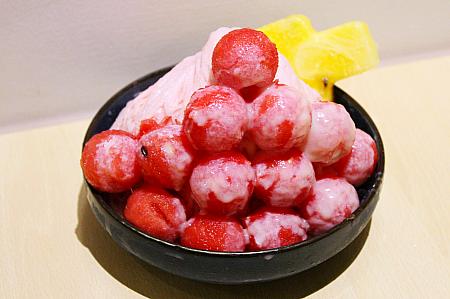プチトマトに見えるけれど、スイカちゃん♡