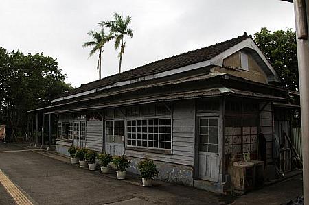 日本式の駅舎