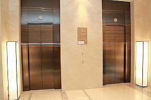 エレベーターは2台