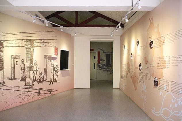 展示館は、分かりやすく整備されていて、当時の様子を描いた絵などもありました。

