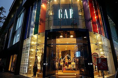 「GAP」台湾1号店、ZARAの妹的ブランド「PULL＆BEAR」。