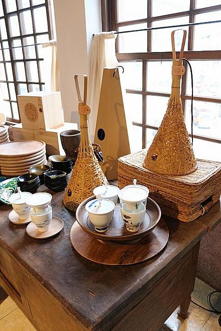 竹製のライトは台湾製。昔から使われている素材がみごと現代風によみがえりました！
