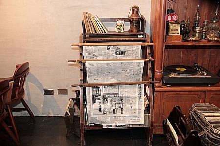 店内の新聞は1930年当時台湾で発行されていた日本語新聞の復刻版