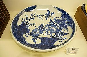 明治時代に製作された骨董品の大皿