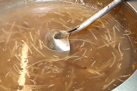 こちらがとろみ中華スープの肉焿湯。