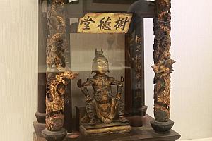 2階は仏教関係のものが展示されている美術館（2階のみ入場料50元が必要です）