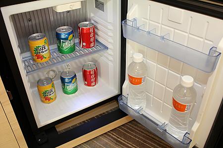 冷蔵庫の無料ドリンク＆ミネラルウォーターも増えています！