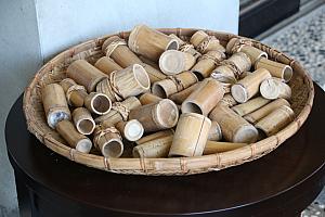 竹製の米酒容器も手作り