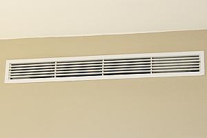 冷房のほかに、室内の空気を換気する機能を持つ空調もあります♪