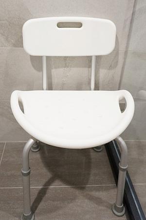 シャワー用の椅子