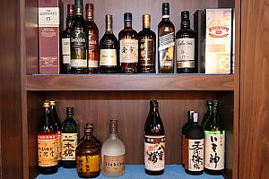 日本の居酒屋のような品揃え＋台湾ならではのお酒も♪