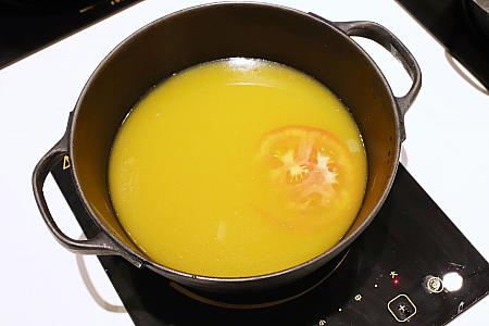カボチャスープは玄米と栗カボチャをベースに。牛乳や生クリームは加えてないからあっさり味