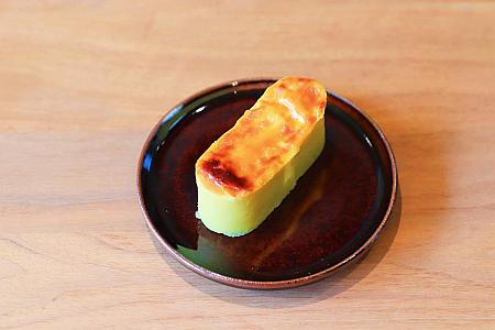 ナビのお気に入りは「地瓜餅」。スイートポテトのようなちょっぴり洋風な味がする茶菓子です♡