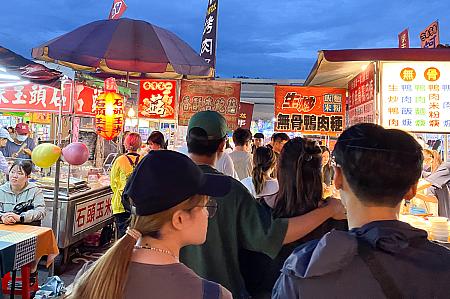 地元民に人気の夜市です！