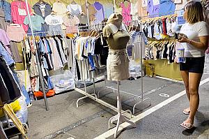 台南でプチプラ服を買うなら夜市が◎