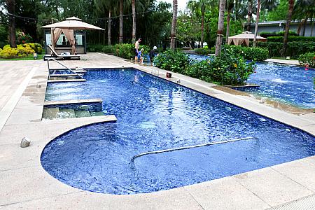 ジャグジーバスは35℃を保っているため、一年中楽しめます