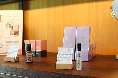 ロールオンタイプの蚊よけも販売中！シャンプーなどもハーブの香りが素晴らしい！