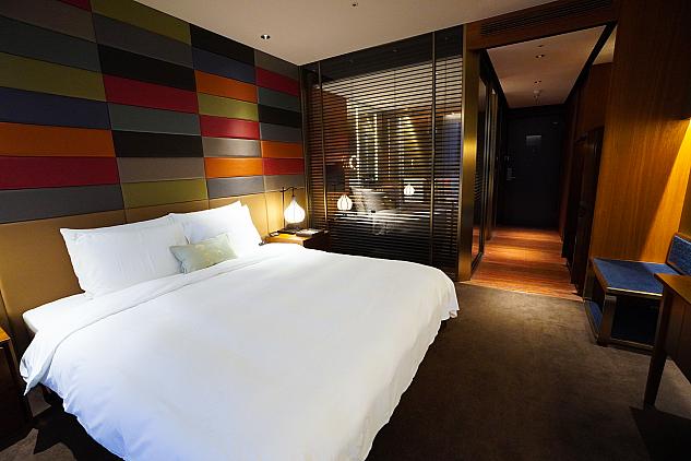 DELUXE DOUBLE ROOM WITH PARK VIEW