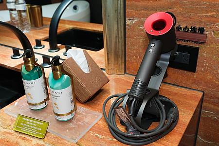 ダイソンのドライヤー