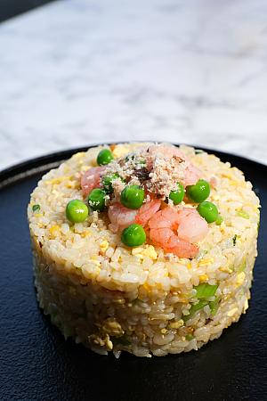 トビウオと海老のチャーハン