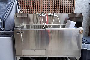 屋外にはドッグランとシャワー＆ドライヤースペース(洗濯機付き)もあり