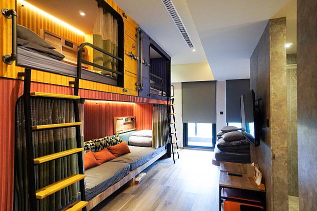 1部屋貸しの6人部屋(ザ・モーメント・ベストフレンド・ルーム)。グループ・家族でワイワイ楽しもう！