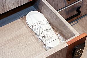 1人1つあるロッカー(タオルあり)とシューズボックス