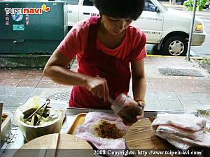 台湾のオニギリ「飯団」を斬る！ おにぎり 朝ごはん 屋台 飯団 おかゆ 旅行観光