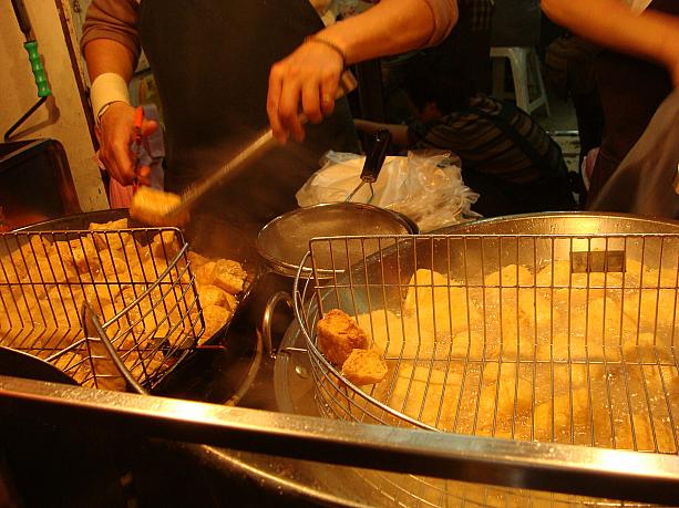 香ばしく揚がってます♪…が並んでいたせいでニオイがついて、髪の毛が臭豆腐の香りにー＞＜