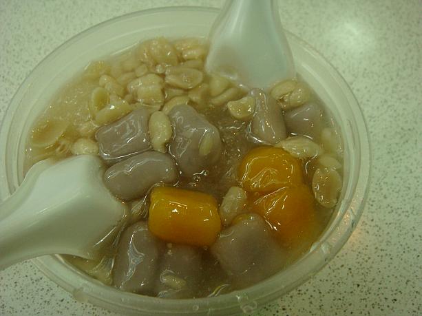 気を取り直して、甘いものを食べよー！