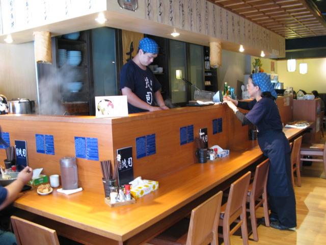 のれんが本格派そうな店だったので 食べてみることにしました 台北ナビ