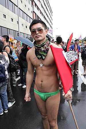 アジア最大の同性愛の祭典、「台湾LGBTプライド」に飛び込んできました！ ゲイ レズ パレード 仮装 LGBT イケメン 台湾 台北 オススメ観光