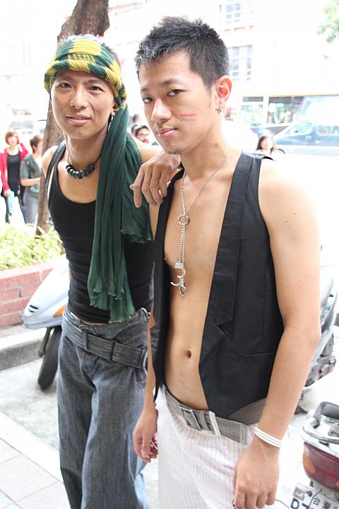 アジアで最大のゲイパレード 今年も盛大に 台北ナビ