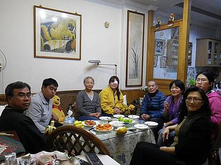 はにわきみこの「老齢の親と一緒に台湾旅行」その1 はにわ 家族 温泉 茶 市場 漢方 迪化街 小籠包鼎泰豊