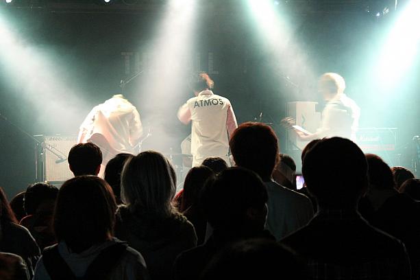 2組目のバンドは沖縄の「Civilian Skunk」