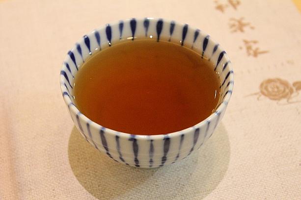 そして、このほうじ茶！この味を台湾でいただけるとは驚いた！！