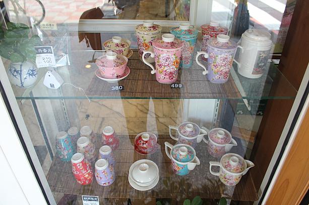 女性向けのきれいな茶器も種類が豊富でした