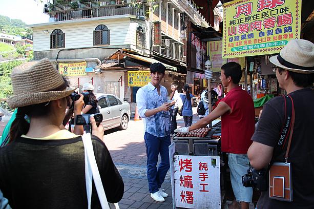 有名な台湾ソーセージ「烏來山豬肉香腸」も食べましたよ