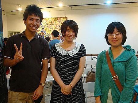 講座を聞きに来ていた日本人交換留学生のみなさん。（左から山元さん、中野さん、山田さん）