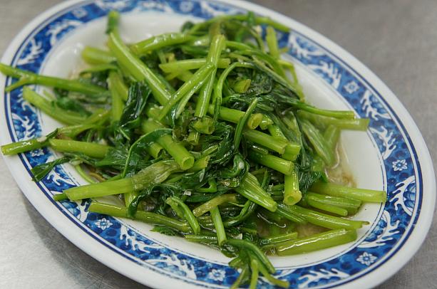 空心菜も注文！台湾に来たら空心菜を食べたくなりますよね～