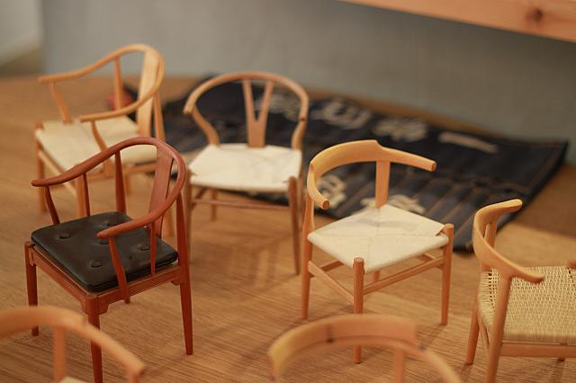 職人技が光る日本の匠のミニチュア椅子 Br プラス台湾人デザイナーの木製眼鏡 台北ナビ