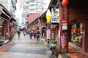 「台湾好行」木柵平渓線に乗って、豆腐街とランタン上げを楽しみました！  バス 列車 豆腐 ランタン 観光人気