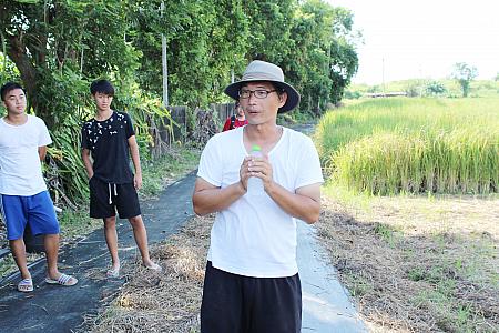 この迷路を作り出したのは賴承麟理事長。大学院を卒業したという聡明さと若さで、チャンピオン米を作り出しています